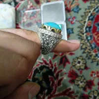 فیروزه سنگین
