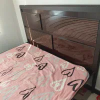 تخت دونفره