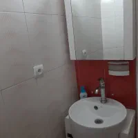 اینه و روشویی