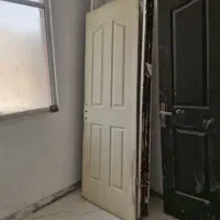 درب چوبی پنجره سنگ اپن