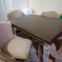 میز نهار خوری ۴ نفره نو چوبی اصل فروش فوری