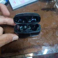 ایرپاد گمشده گوشی سمت راست مشکی