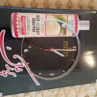 ساعت با قاب شیشه ای