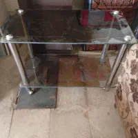 میز شیشه‌ای