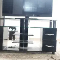 میز تلویزیون شیشه ای مشکی کاملا سالم