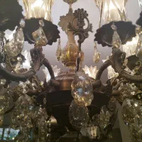 لوستر درجه یک و کاملا تمیز با لاله بلند