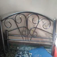 تخت یک نفره