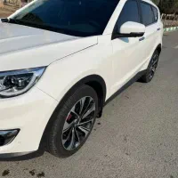 ماشین سالم بدون خط و خش بدون رنگ