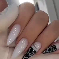 کاشت ناخن به قیمت ترمیم /طراحی تخصصی/آموزش ناخن