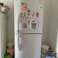 با سلام یخچال فریزر بفروش میرسه