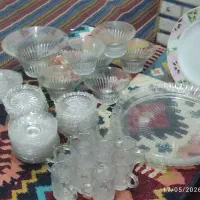 ظرف شیشه ای