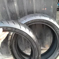 یک جفت لاستیک موتور سنگین سایز ۱۷