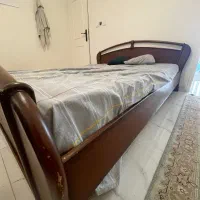 تخت عرض ۱۶۰