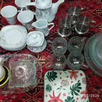 مقداری خردریز چینی ..سفالی .وغیره