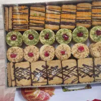 پذیرش سفارش شیرینی تر و خشک