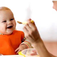 نیازمند پرستار کودک