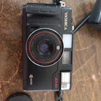 دوربین آنالوگ نوستالژیک Yashica (کامپکت)