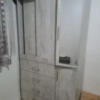 کمد دو تیکه در حد نو