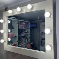 آینه چراغ دار