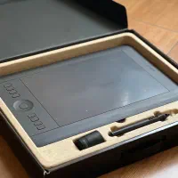 قلم نوری Wacom Intuos Pro Medium PTH-651