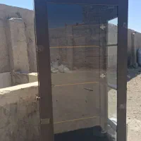 میز ناهار خوری ۴نفره با ویترین و کشو