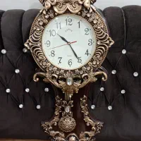 ساعت دیواری سالم