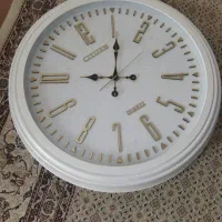 ساعت دیواری سفیدبزرگ