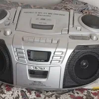 رادیو ضبط سونیا ومیز تلویزیون