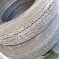یک جفت لاستیک فابریک پیکان نو