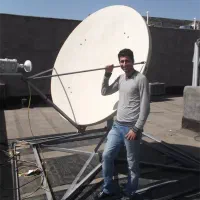 نصاب نصب انواع آنتن پایه های دیواری تلوزیون