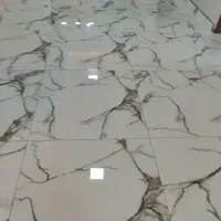 سنگ و کاشی کاری کف و بدنه و پله