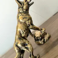 مجسمه گرگ برنجی