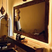 آینه و کنسول نراد روس سنپلاست شده