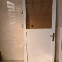 درب  آلومینیومی   شیشه  دستگیره سالم