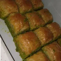 کیک و شیرینی با کیفیت خانگی