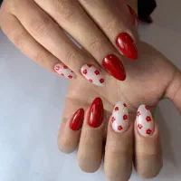 کاشت ناخن با بهترین متریال فقط ۴۵۰