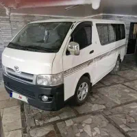 ون تویوتا هایس ۲۰۰۶