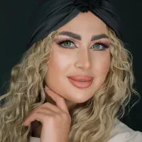 شنیون و میکاپ و رنگ و لایت