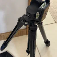 سه پایه دوربین هنل