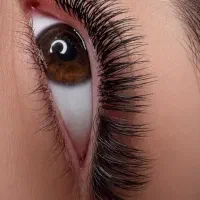 با یادگاری اکستنشن مژه و لیفت مژه و ابرو پولدار شو