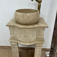 روشویی و آینه