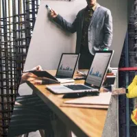 آموزش + استخدام نیروی جوان