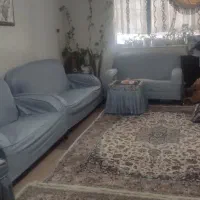 مبل دست دوم  ..ولی تمیز ..همراه لباس مبل بدون میز