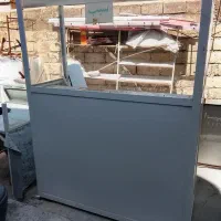 ویترین مغازه ابمیوه گیری