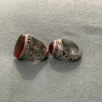 انگشتر نقره عقیق و یاقوت