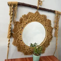 مکرومه آینه