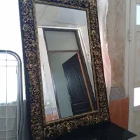 اینه با زیرش