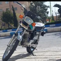موتورهندا۱۲۵ مدل۸۷ عروسک