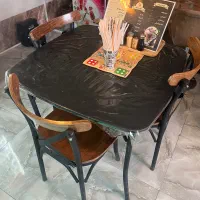 به علت تغییر شغل لوازم کافه بستنی به فروش میرسد