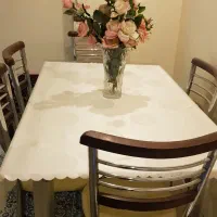 میز ناهارخوری شیشه ایی